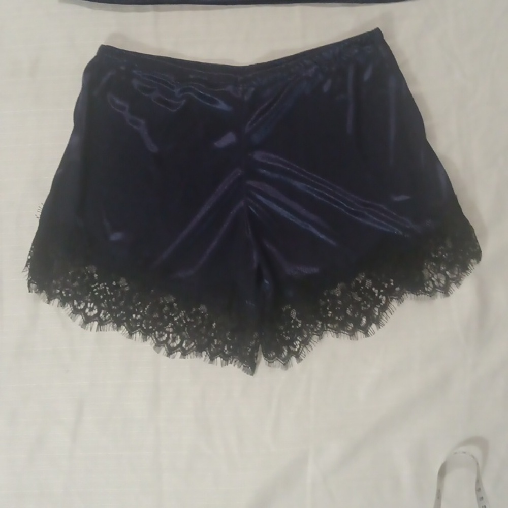 Elegant Navy Blue Lace Trim Sleepwear Set - Picture 2 of 8